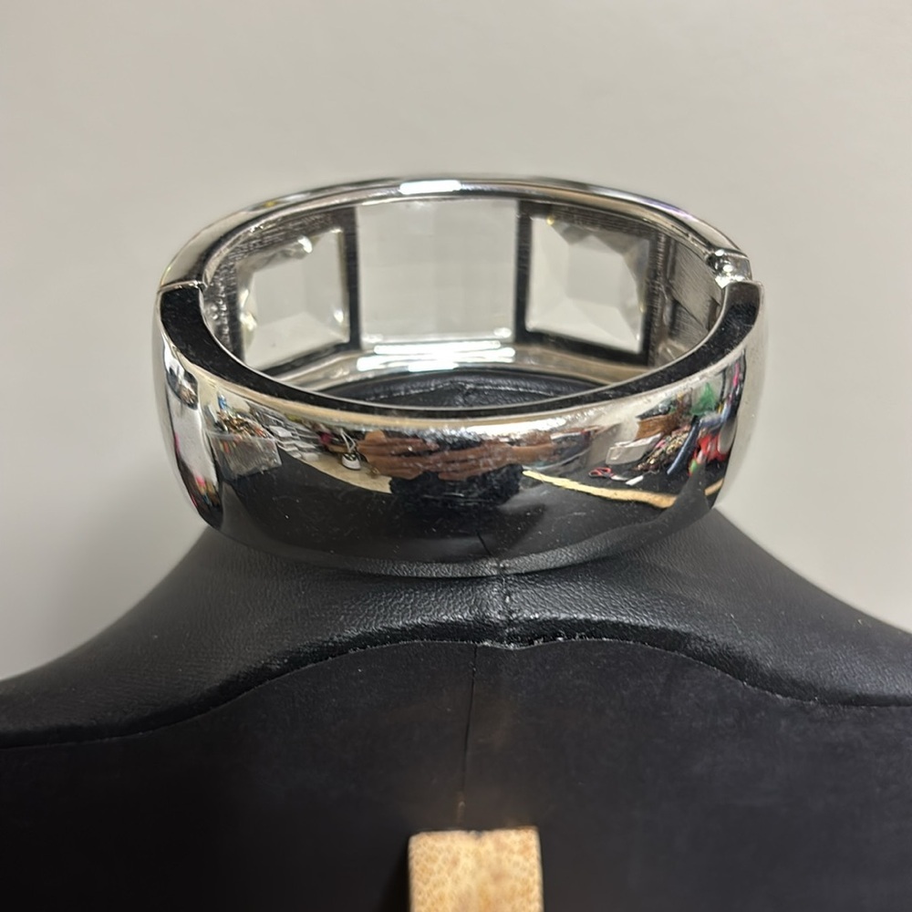 Silver Tone Clear Pattern Chunky Statement Clampe… - image 4